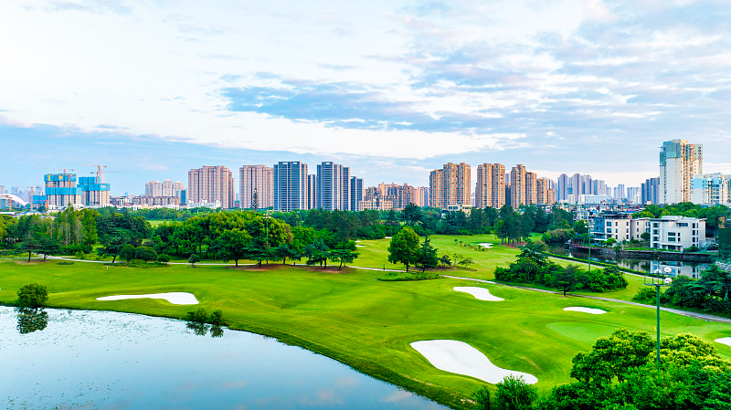 湖北宝藏球场—武汉金银湖高尔夫球会