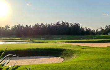山东临沂宇帆滨河高尔夫俱乐部
