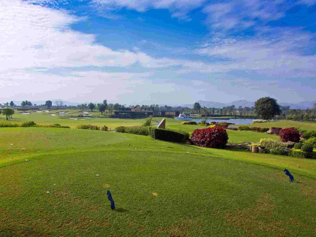 考艾查尔维牧场度假村及乡村