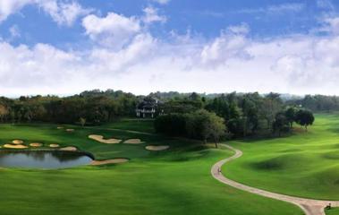 泰国清莱府圣塔布里高尔夫乡村俱乐部